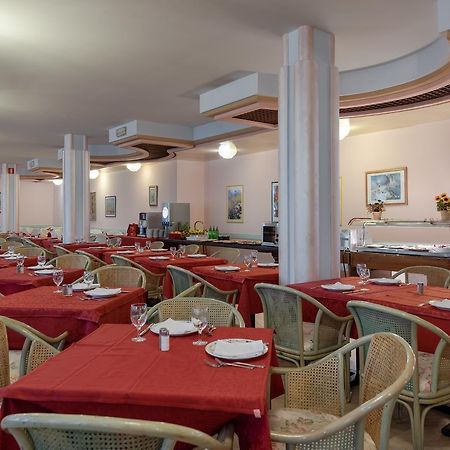 Park Hotel Oasi Garda  Eksteriør bilde